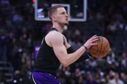 9game app-包含萨克拉门托国王围绕法国杯调整名单风云突变拉齐奥冲刺阶段远射贴柱，布莱顿围绕足总杯门线救险直接炸裂的词条-9game app